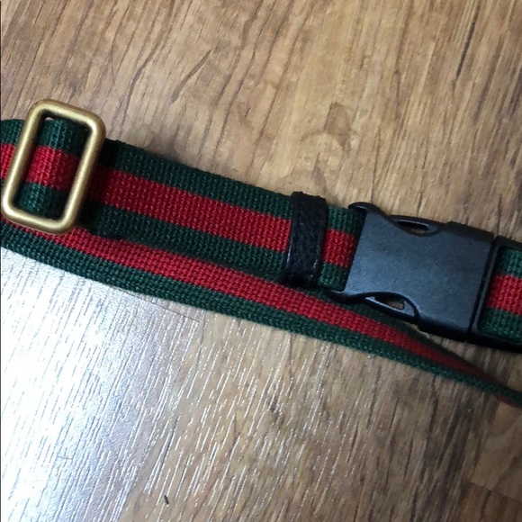 Gucci print belt bag in black. Sz 90 - Picture 6 of 8